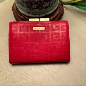 GIVENCHY Wallet Red Brand Logo Leather Kiss-Lock Coin Purse